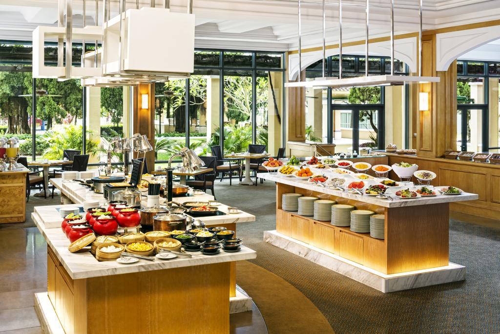 Grand Coloane Resort Macao Extérieur photo The buffet at the hotel