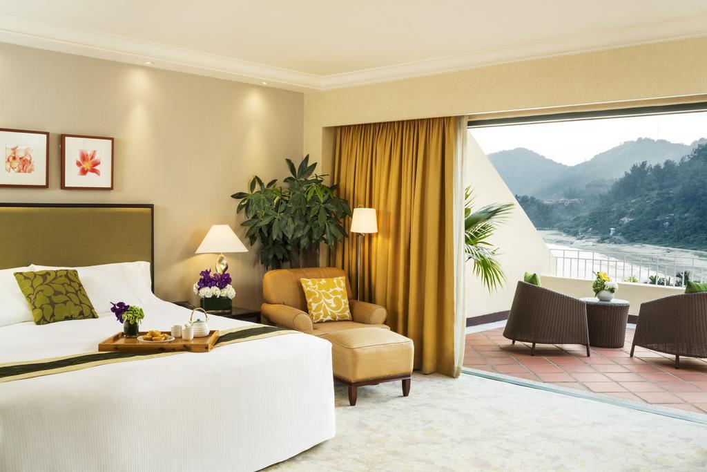 Grand Coloane Resort Macao Extérieur photo A room at The Oberoi, Rishikesh